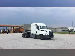 2022 Freightliner Cascadia 126