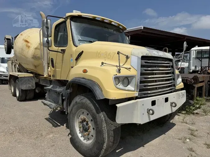2015 FREIGHTLINER 114SD