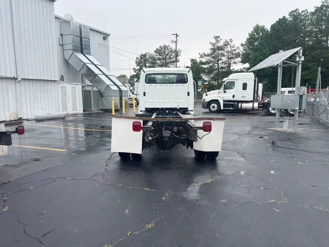 2020 FREIGHTLINER M2 106
