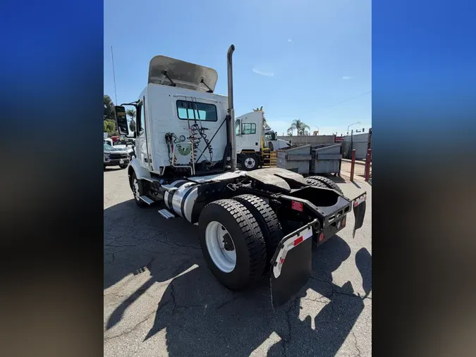 2020 VOLVO VNR42T 30063c756980c5bd868fb3a570a07adeb2e