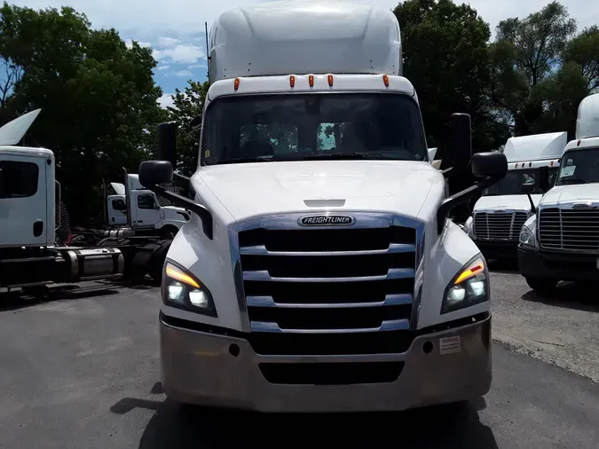 2020 FREIGHTLINER/MERCEDES NEW CASCADIA 116