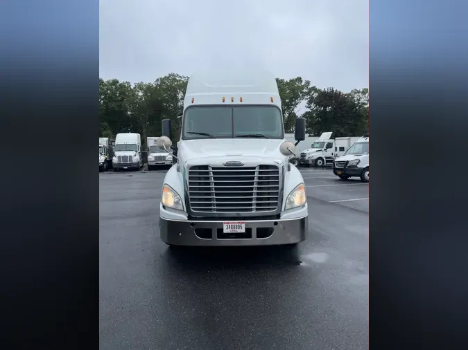 2019 FREIGHTLINER/MERCEDES CASCADIA 125