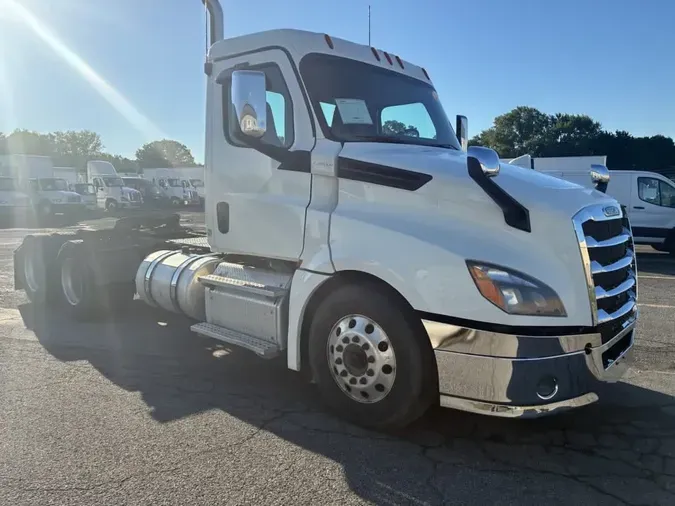 2019 FREIGHTLINER/MERCEDES NEW CASCADIA PX1266463cab4453c98aba50ffbb883a29b8e53
