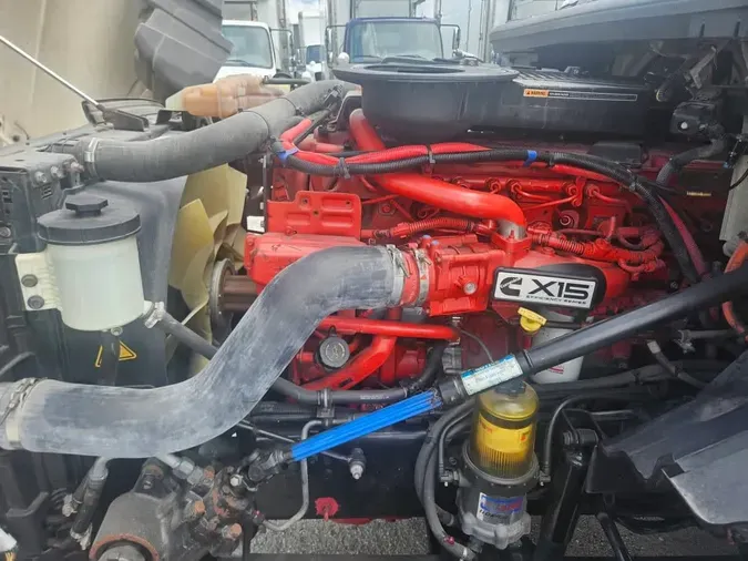 2019 NAVISTAR INTERNATIONAL LT625 SLPR CAB