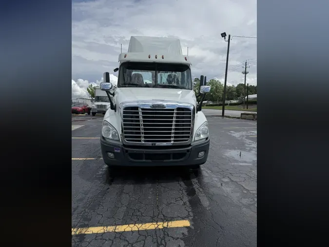 2018 FREIGHTLINER CASCADIA 125