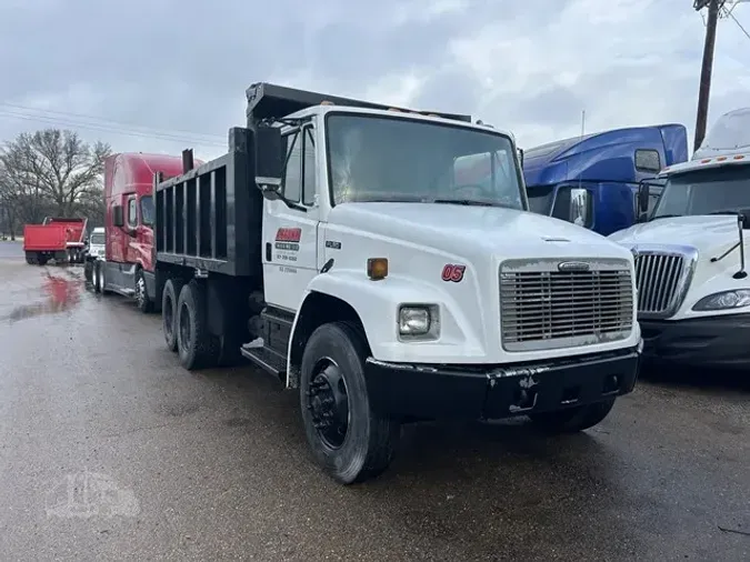 2000 FREIGHTLINER FL80