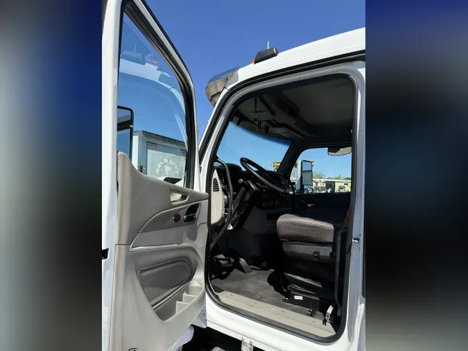 2019 Peterbilt 567