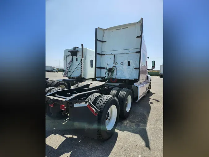 2019 NAVISTAR INTERNATIONAL LT625 SLPR CAB