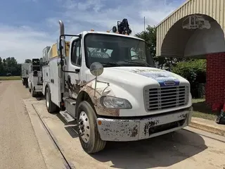 2016 FREIGHTLINER BUSINESS CLASS M2 106