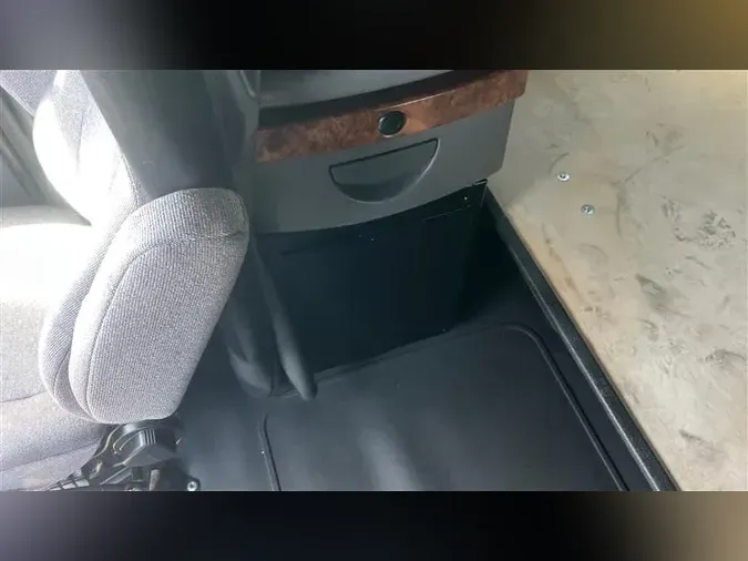 2020 INTERNATIONAL LT625