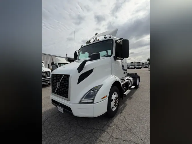 2020 VOLVO VNR42T 30063d56fef1cec70103c8444f4d43b84f3