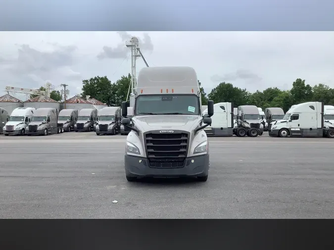 2024 Freightliner Cascadia 126