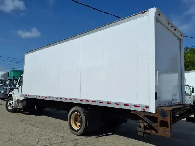 2018 FREIGHTLINER M2 106