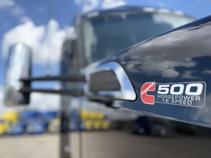 2022 Kenworth T68063d8b4250ce03fa6587f934ebf4dd176