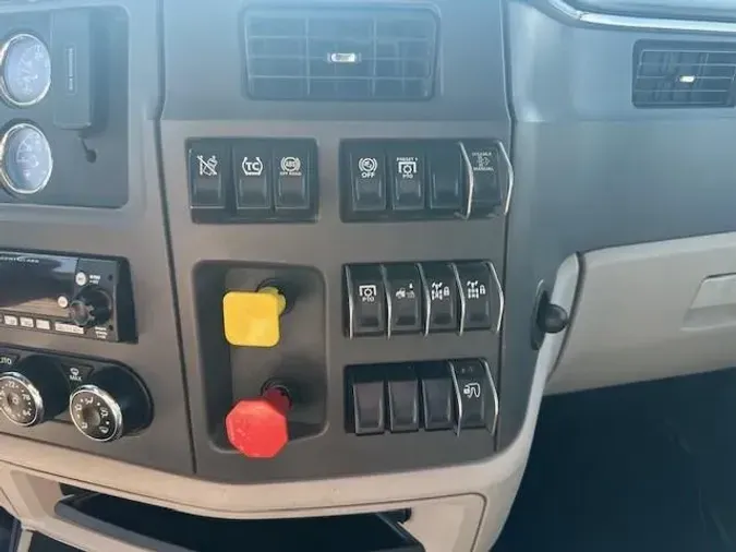 2022 Peterbilt 567