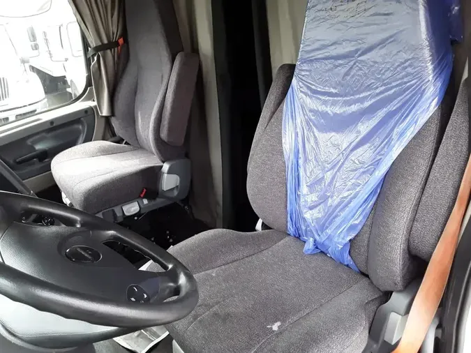 2018 FREIGHTLINER CASCADIA 125