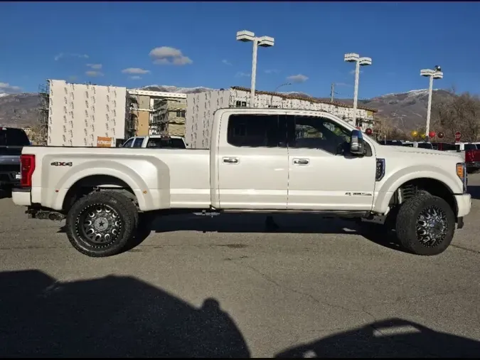 2017 Ford Super Duty F-450 DRW