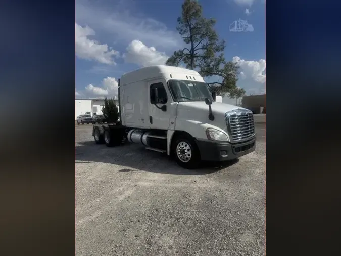 2017 FREIGHTLINER CASCADIA 125