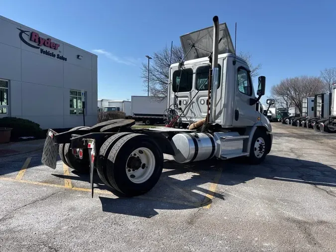 2019 FREIGHTLINER/MERCEDES CASCADIA 113
