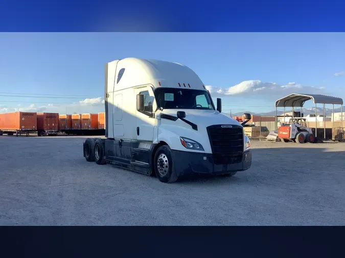 2022 Freightliner Cascadia 12663e4cf2140eec6ddd492516d355ef225