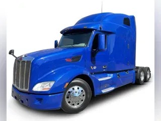 2022 Peterbilt 579