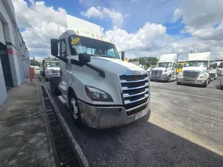 2020 FREIGHTLINER NEW CASCADIA PX12664