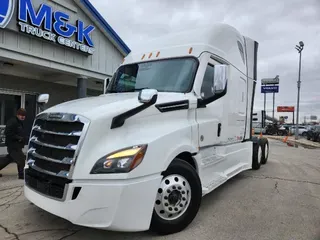 2023 FREIGHTLINER Cascadia 126