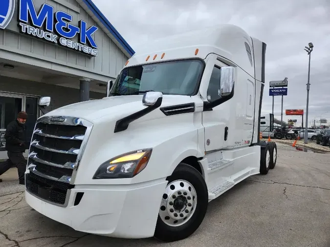 2023 FREIGHTLINER Cascadia 12663e85859277d56ac45410132c92ac820