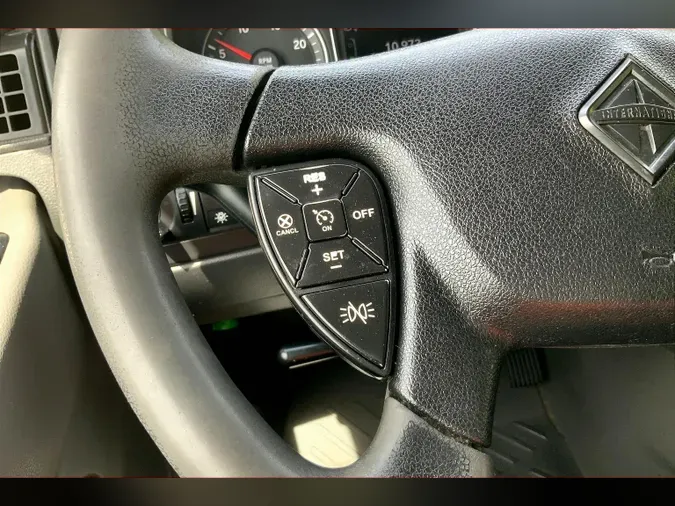 2022 INT LT625 6x4