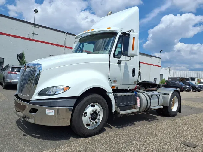 2017 NAVISTAR INTERNATIONAL PROSTAR (4X2)