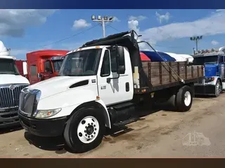 2006 INTERNATIONAL DURASTAR 4200