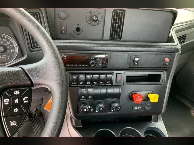 2021 INT LT625 6x4