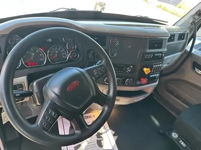 2021 Peterbilt 57963faac77353e01f73d20f83def89fae9