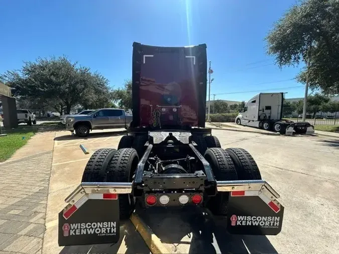 2022 Kenworth T680