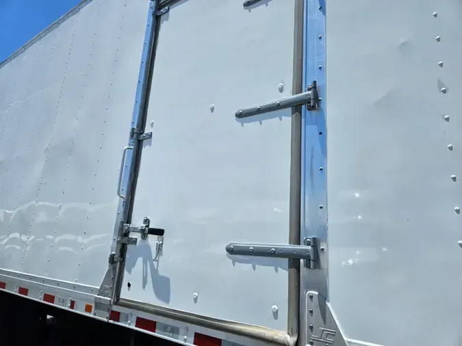 2020 NAVISTAR INTERNATIONAL MV607 (4X2)