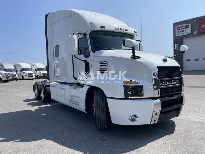 2024 MACK AN64T