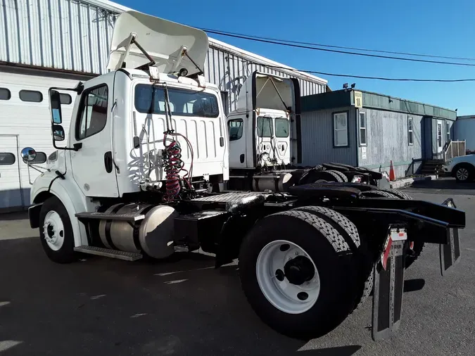 2017 FREIGHTLINER/MERCEDES M2-112