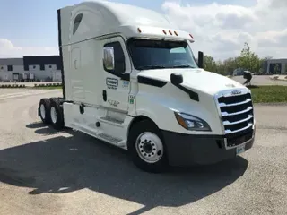 2018 FREIGHTLINER T12664ST