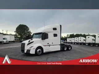 2020 VOLVO VNL760