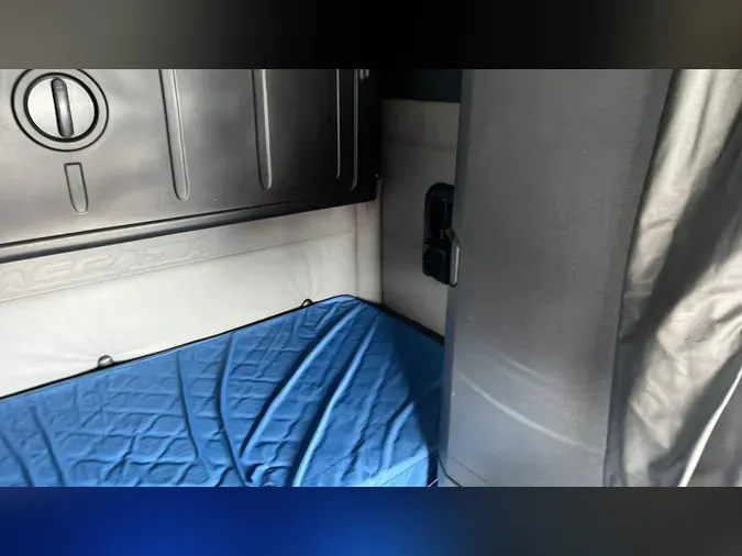 2021 Freightliner Cascadia 12664099525d8178ee097facbb24acd8f92