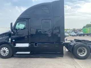 2020 Freightliner T12664ST