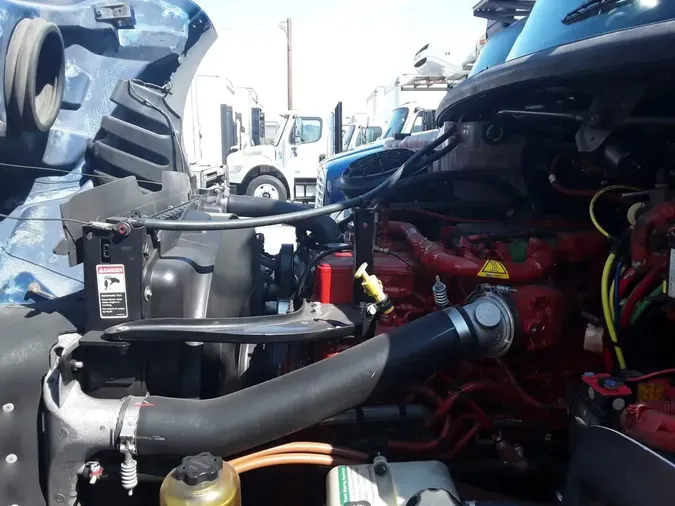 2018 FREIGHTLINER/MERCEDES M2 106