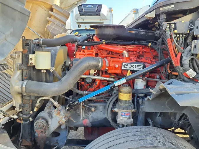 2019 NAVISTAR INTERNATIONAL LT625 SLPR CAB