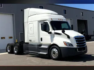 2019 Freightliner Corp. CASCADIA