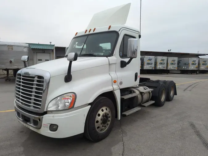 2020 FREIGHTLINER/MERCEDES CASCADIA 1256410f51605200545afd3b57e5ea9382c