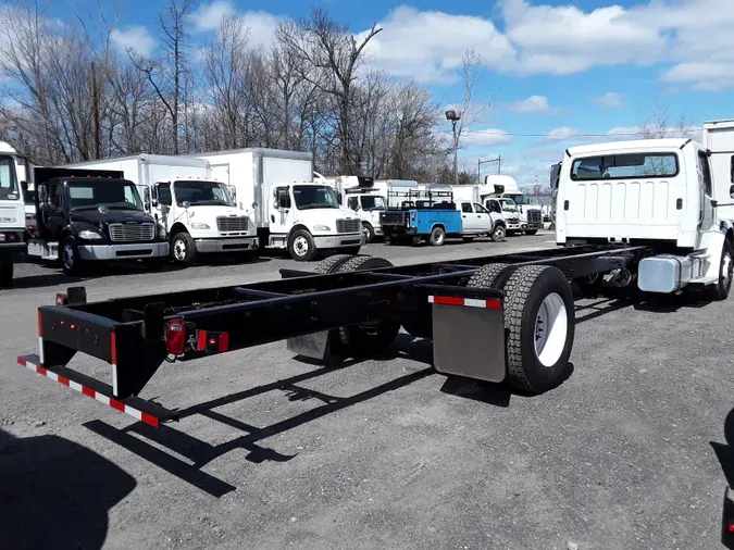 2018 FREIGHTLINER/MERCEDES M2 106