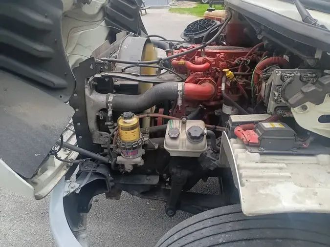 2018 FREIGHTLINER M2 106