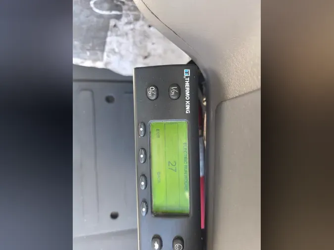 2015 FREIGHTLINER/MERCEDES M2 106