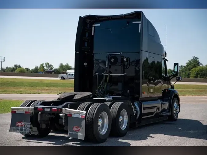 2022 PETERBILT 579