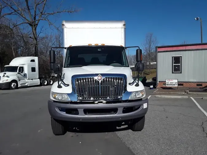 2019 NAVISTAR INTERNATIONAL 4300 SBA